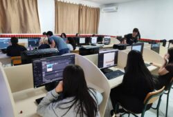 Projeto de extensão realiza oficinas na Escola Santos Anjos